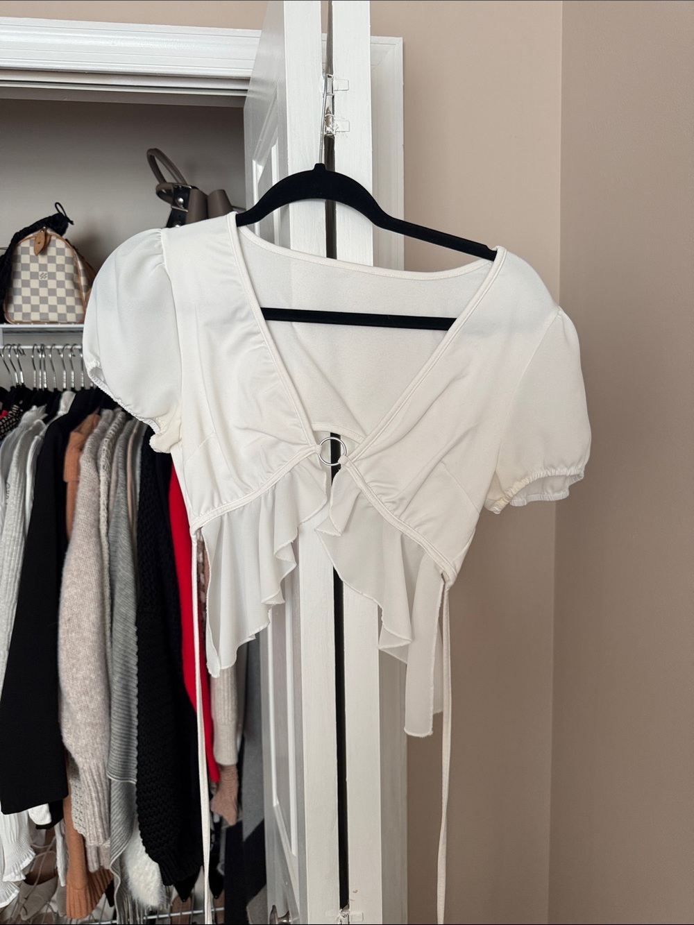 T.J.Maxx White Ruffle Tie-Front Puff Sleeve Blouse